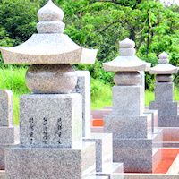 「吉相墓」は、家の根となる「家庭の墓」